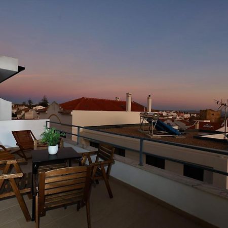 סינס Castle In Blue Apartments-Sea View מראה חיצוני תמונה