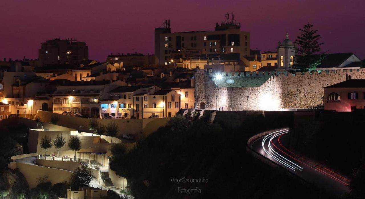 סינס Castle In Blue Apartments-Sea View מראה חיצוני תמונה